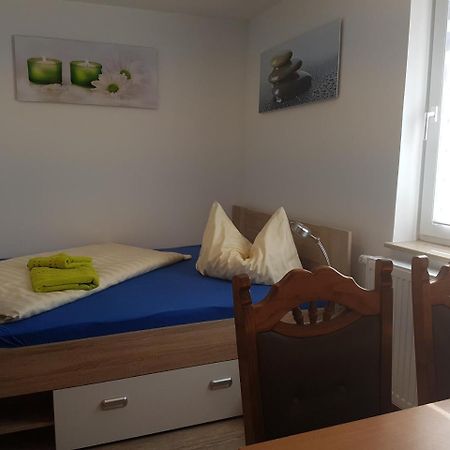 Landhotel Bienstadt Georgenthal  ภายนอก รูปภาพ