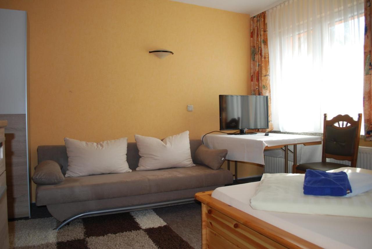 Landhotel Bienstadt Georgenthal  ภายนอก รูปภาพ